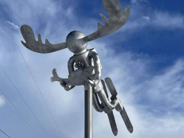 space moose Sculpture at Vicious Cycle Brewing public art snow sculpture